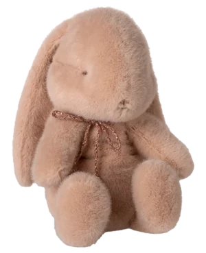 Petit lapin rose poudré