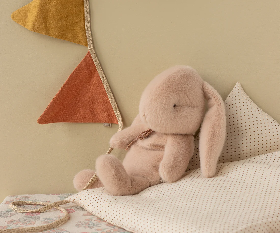 Petit lapin rose poudré – Image 2