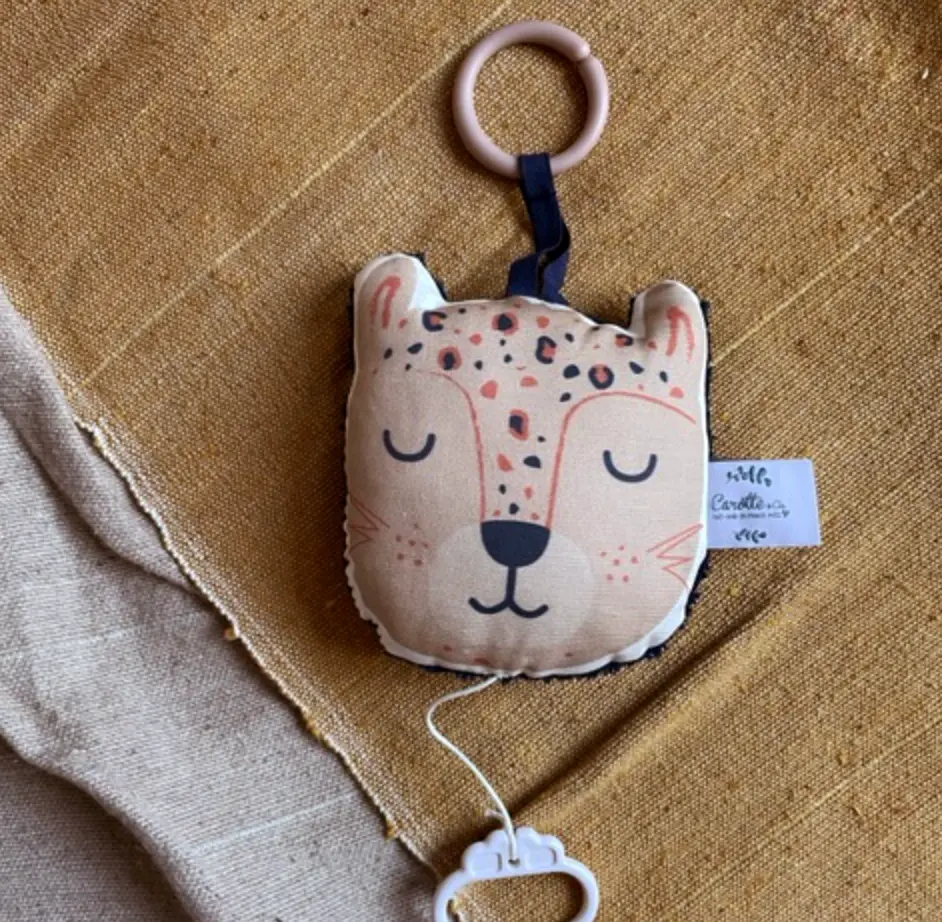 Mini coussin musical panthère - Le tourbillon de la vie – Image 2